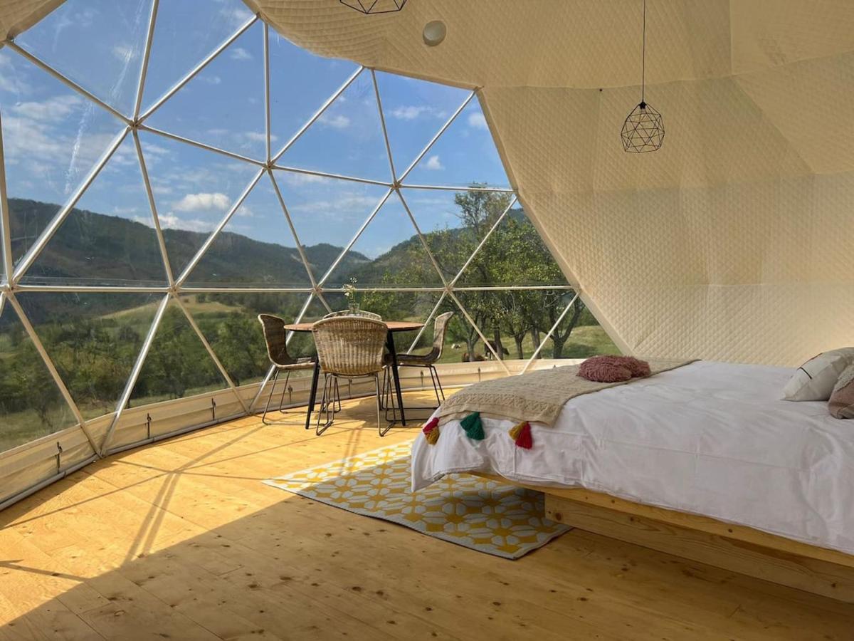 Hotel Tranquil Dome - Manta'S Retreat Glamping Cornereva Esterno foto