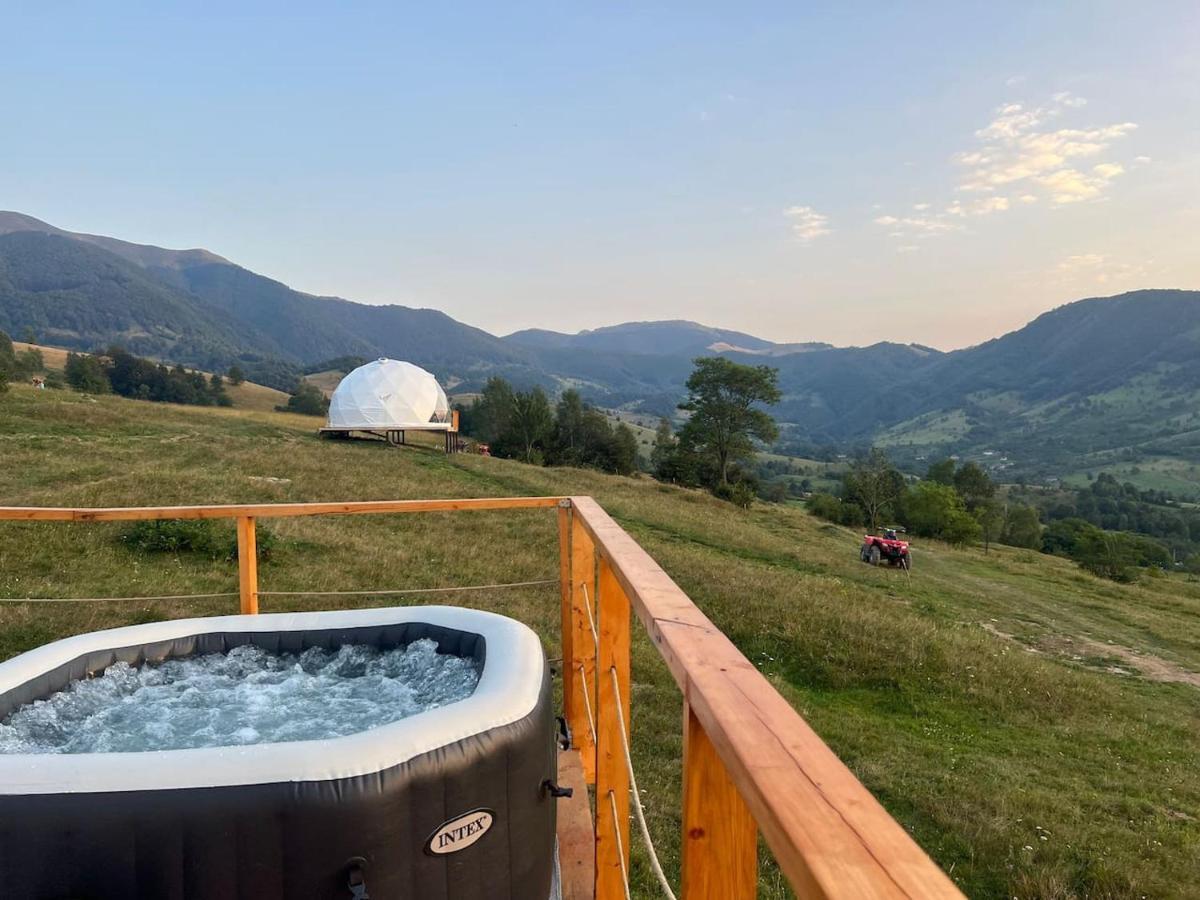 Hotel Tranquil Dome - Manta'S Retreat Glamping Cornereva Esterno foto