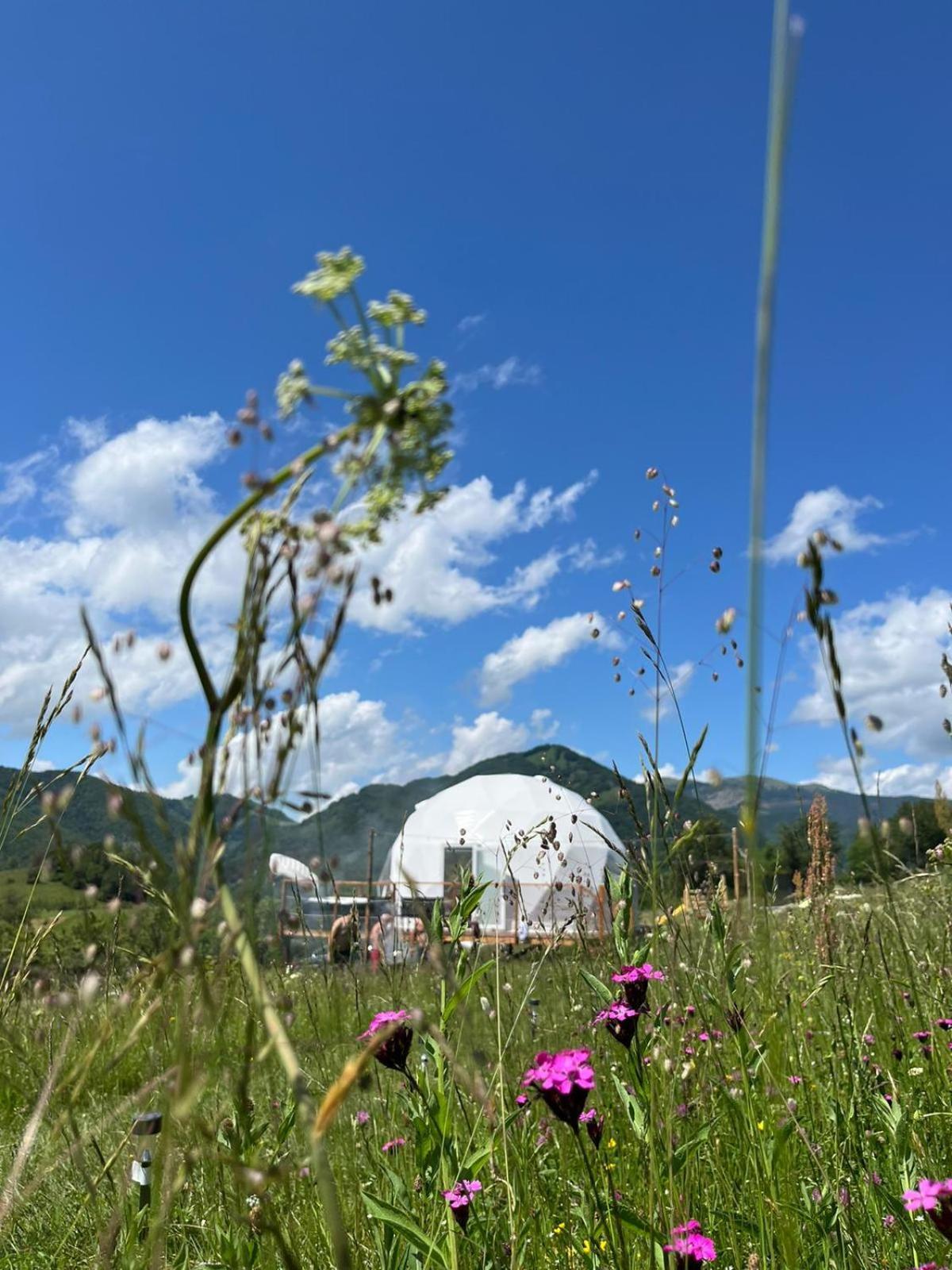 Hotel Tranquil Dome - Manta'S Retreat Glamping Cornereva Esterno foto