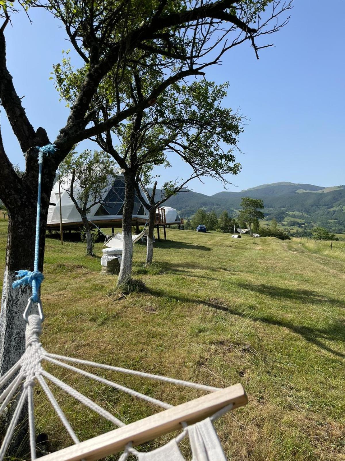 Hotel Tranquil Dome - Manta'S Retreat Glamping Cornereva Esterno foto