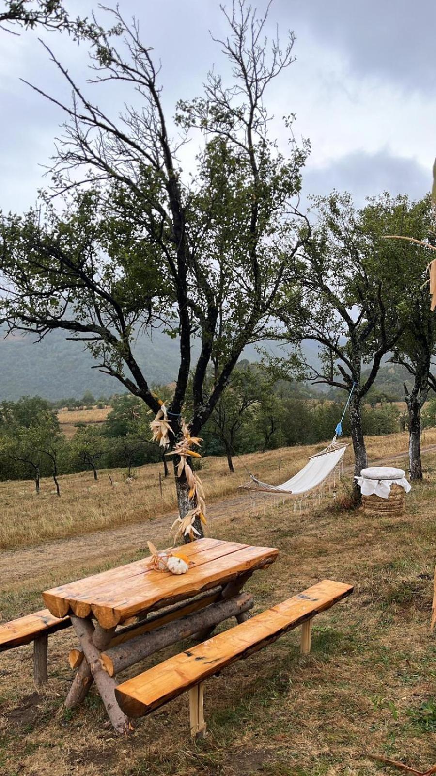 Hotel Tranquil Dome - Manta'S Retreat Glamping Cornereva Esterno foto