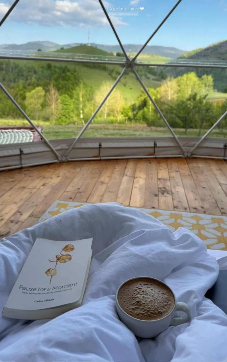 Hotel Tranquil Dome - Manta'S Retreat Glamping Cornereva Esterno foto