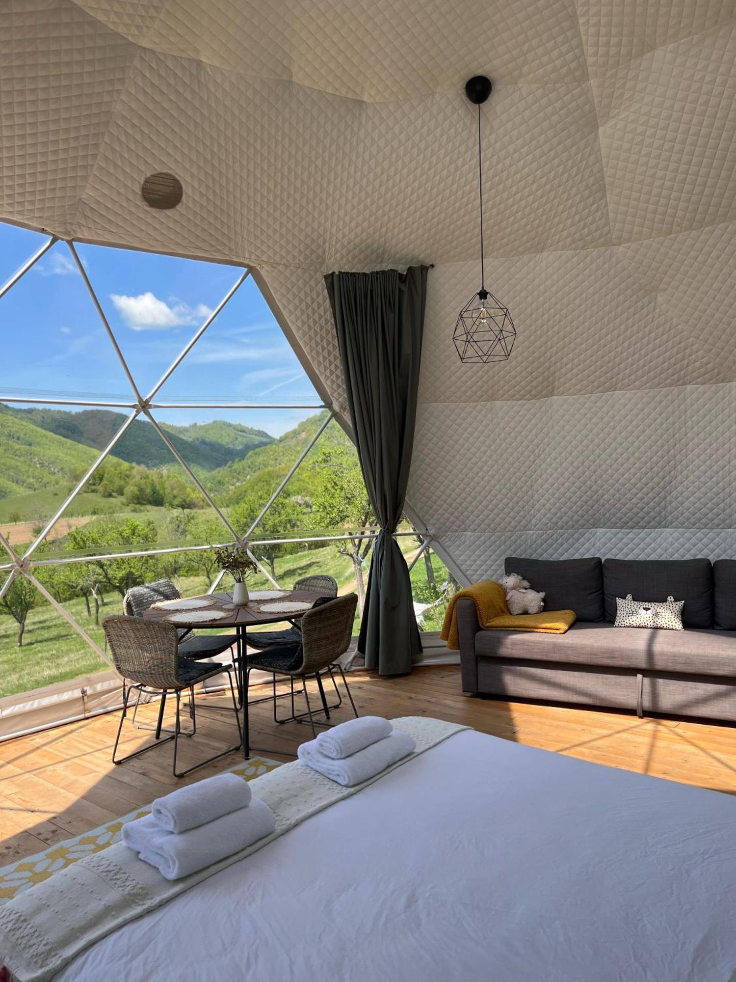 Hotel Tranquil Dome - Manta'S Retreat Glamping Cornereva Esterno foto
